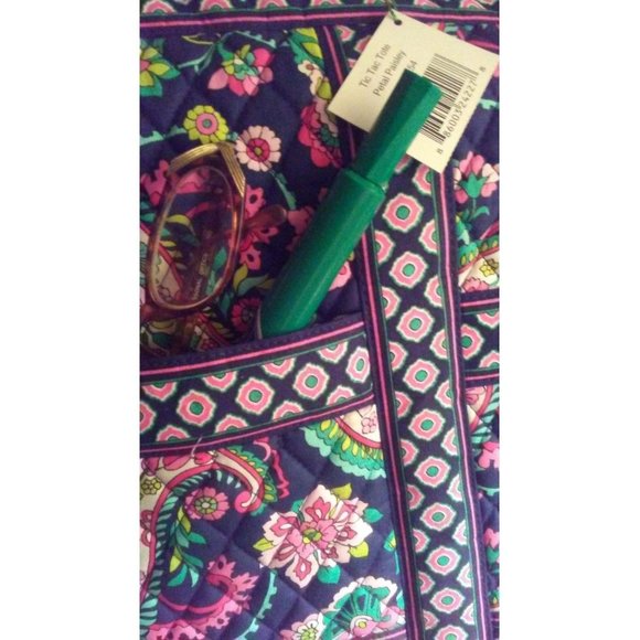 Vera Bradley Tic-Tac-Toe Petal Paisley Tote Six Pockets - Picture 7 of 7